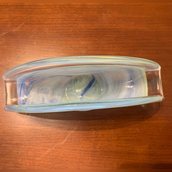 Murano reproduction glass napkin holder light blue & green swirl art glass - Picture 3 of 5